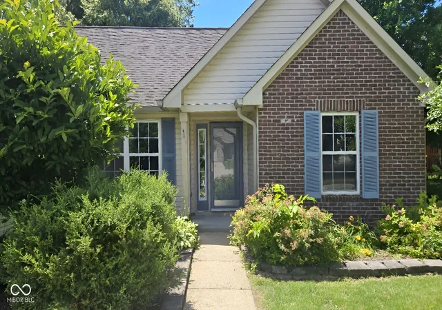 Photo 2 of Sale Pending at 1809 Emerald Pines Ln, Westfield, IN 46074 | MLS# 22109724 | Listing updated on 2026-09-07