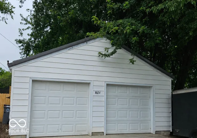 Homes for sale in Rushville, IN | 1024 N Harrison St, Rushville, IN 46173 | MLS# 22109735