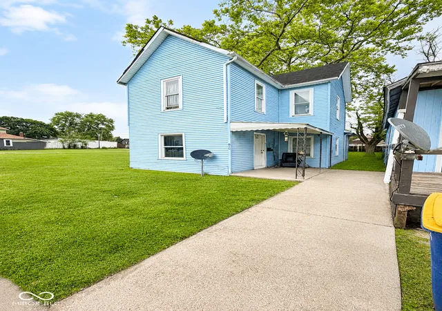 4th image of 810 N Walnut St, Muncie, IN 47305 | MLS# 22109746