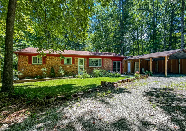 Homes for sale in Nashville, IN | 1421 Annandale Dr, Nashville, IN 47448 | MLS# 22109750