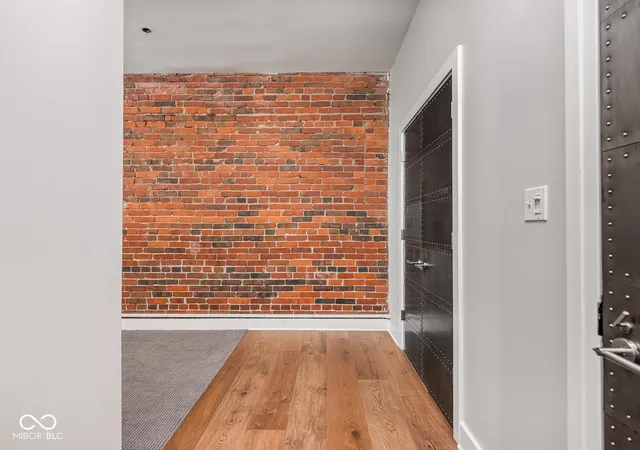 Photo 4 of Condo for sale at 430 N Park Ave #106, Indianapolis, IN 46202 | MLS# 22109777 | Listing updated on 2026-09-12