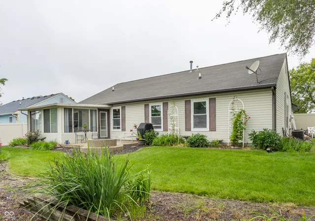 Homes for sale in Fortville, IN | 206 E Delaware St, Fortville, IN 46040 | MLS# 22109786