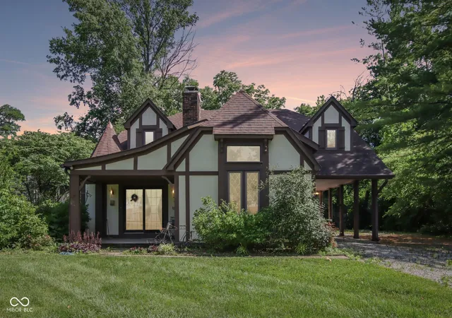 Photo 1 of Single family home for sale at 9535 E Southport Rd, Indianapolis, IN 46259 | MLS# 22109822 | Listing updated on 2026-08-31