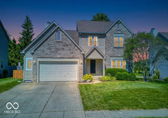 3rd image of 4847 Ashbrook Dr, Noblesville, IN 46062 | MLS# 22109827