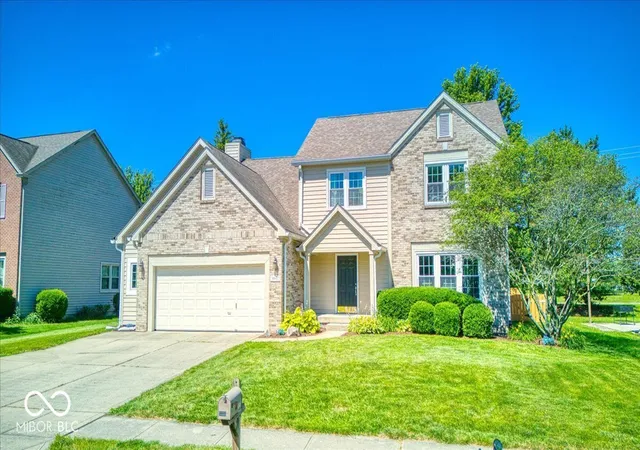 4th image of 4847 Ashbrook Dr, Noblesville, IN 46062 | MLS# 22109827