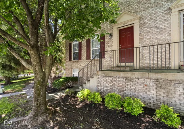 Photo 2 of Single family home for sale at 3017 Skylar Ln, Indianapolis, IN 46208 | MLS# 22109834 | Listing updated on 2026-10-08