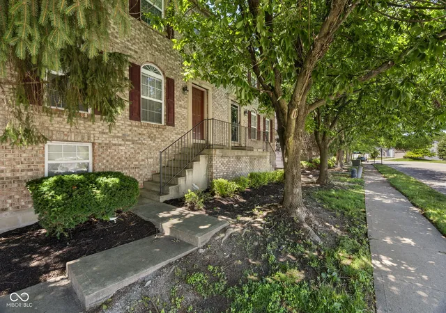 Photo 3 of Single family home for sale at 3017 Skylar Ln, Indianapolis, IN 46208 | MLS# 22109834 | Listing updated on 2026-10-08
