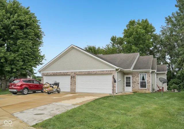 2nd image of 497 Nick Ct, Martinsville, IN 46151 | MLS# 22109835