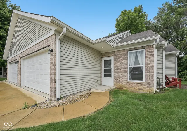 3rd image of 497 Nick Ct, Martinsville, IN 46151 | MLS# 22109835