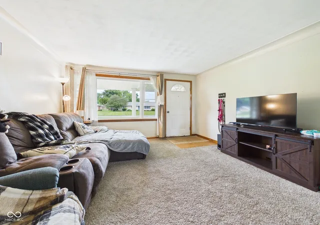 3rd image of 509 Imy Ln, Anderson, IN 46013 | MLS# 22109876