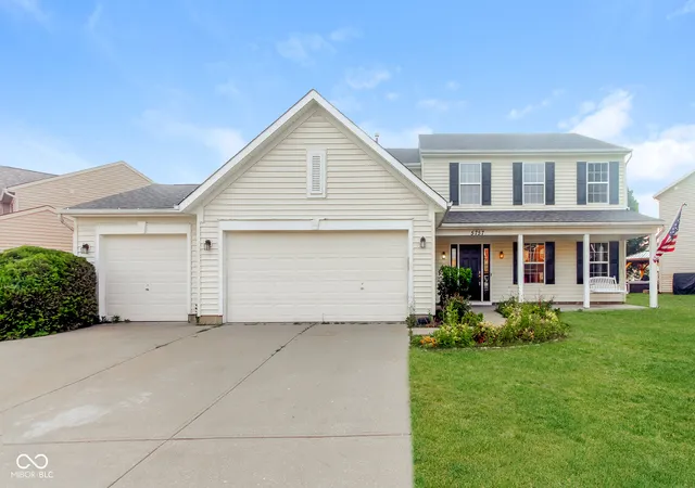 1st image of 5757 Columbia Cir, Greenwood, IN 46142 | MLS# 22109897