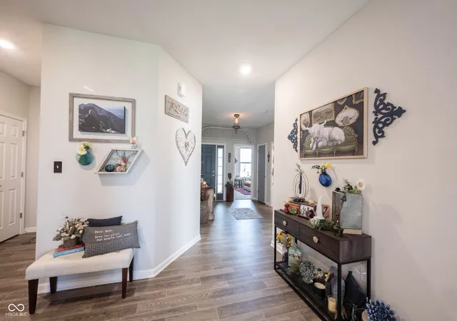 Photo 3 of Single family home for sale at 9856 Olympic Blvd, Pendleton, IN 46064 | MLS# 22109926 | Listing updated on 2026-08-08