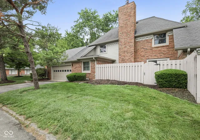 Homes for sale in Indianapolis, IN | 9114 Grinnell St, Indianapolis, IN 46268 | MLS# 22109931