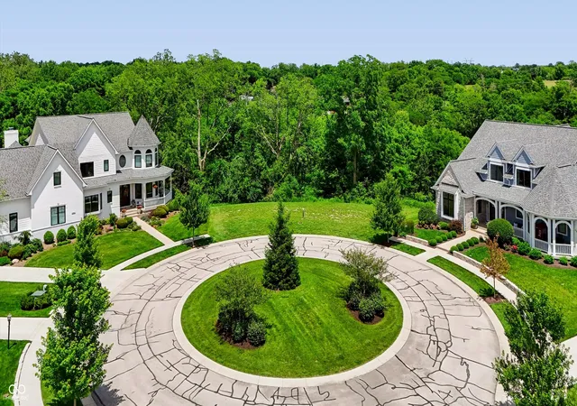 Photo 1 of Sale Pending at 6483 W Deerfield Ct, Zionsville, IN 46077 | MLS# 22109932 | Listing updated on 2026-08-11