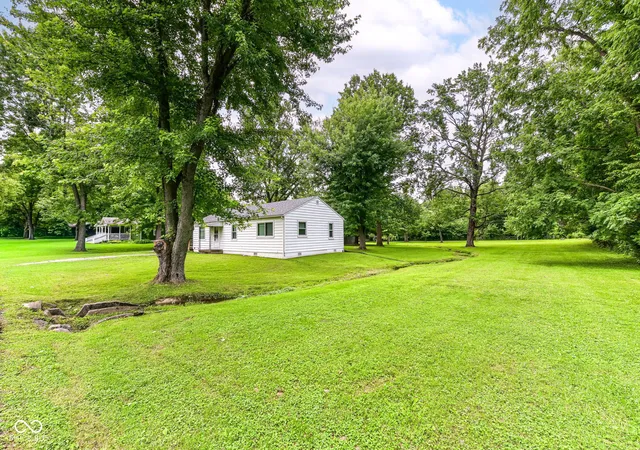 3rd image of 1625 E 110Th St, Carmel, IN 46280 | MLS# 22109936
