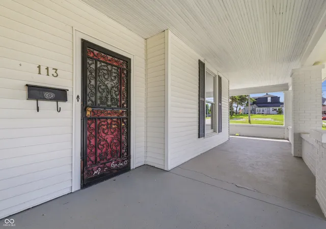 Homes for sale in Alexandria, IN | 113 E Broadway St, Alexandria, IN 46001 | MLS# 22109942