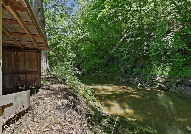 Homes for sale in Nashville, IN | 1529 Upper Schooner Rd, Nashville, IN 47448 | MLS# 22109945