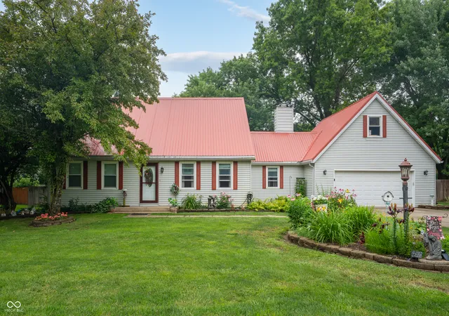 1st image of 513 N Nebo Rd, Muncie, IN 47304 | MLS# 22109967