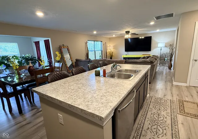 5th image of 4152 Sedgewick Ln, Columbus, IN 47201 | MLS# 22109971