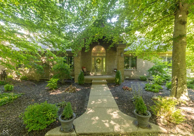 Photo 3 of Single family home for sale at 1604 N 525 West, Greenfield, IN 46140 | MLS# 22109972 | Listing updated on 2026-09-01