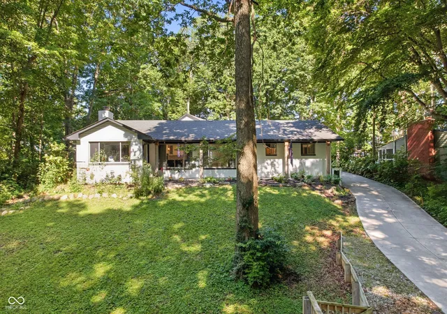Photo 3 of Single family home for sale at 7616 Westfield Blvd, Indianapolis, IN 46240 | MLS# 22109980 | Listing updated on 2026-09-05