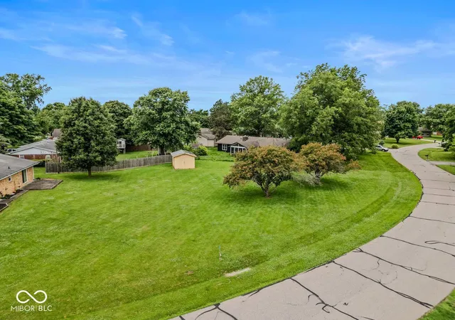 1st image of 9210 N Keith Dr W, Columbus, IN 47203 | MLS# 22109988