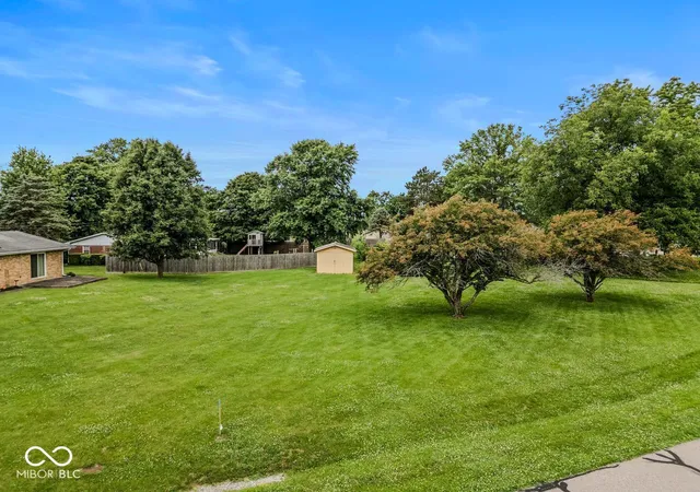 3rd image of 9210 N Keith Dr W, Columbus, IN 47203 | MLS# 22109988