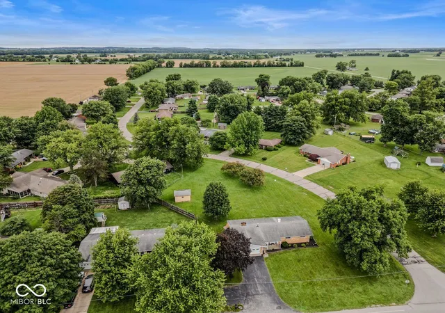 5th image of 9210 N Keith Dr W, Columbus, IN 47203 | MLS# 22109988