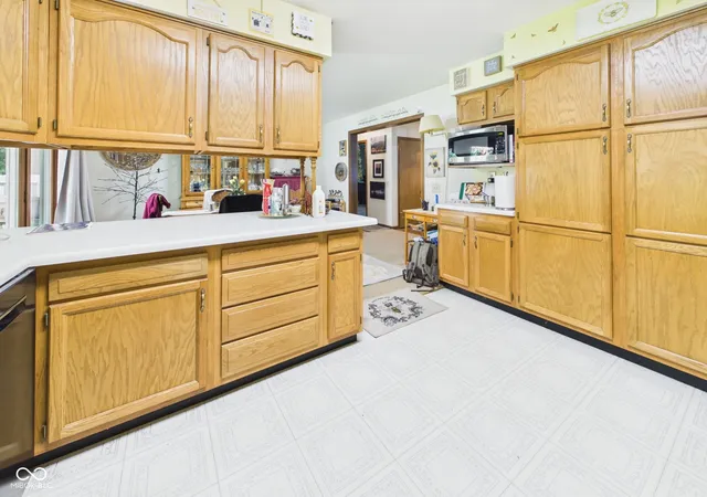 4th image of 5807 Columbus Ave, Anderson, IN 46013 | MLS# 22109993