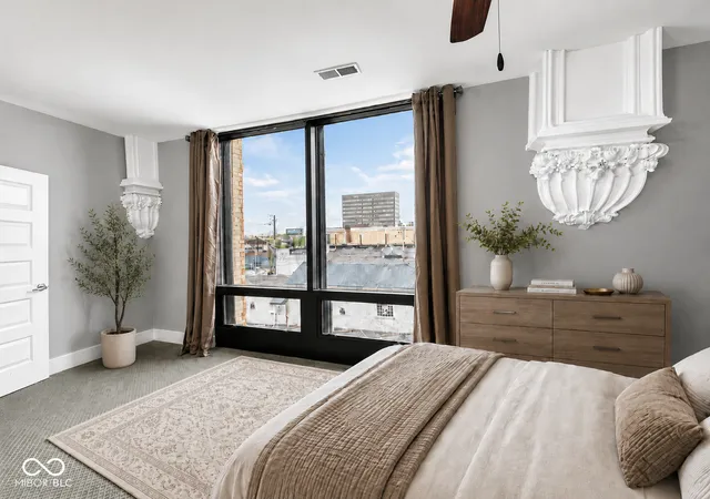 image of 802 N Meridian St #208, Indianapolis, IN 46204 | MLS# 22110009