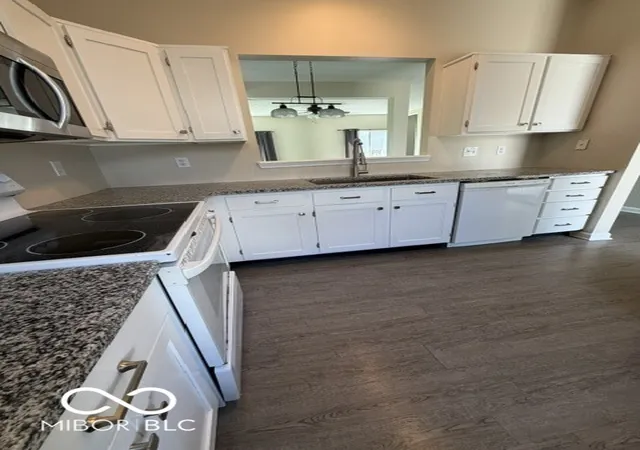 53rd image of 9977 Worthington Blvd, Fishers, IN 46038 | MLS# 22110013