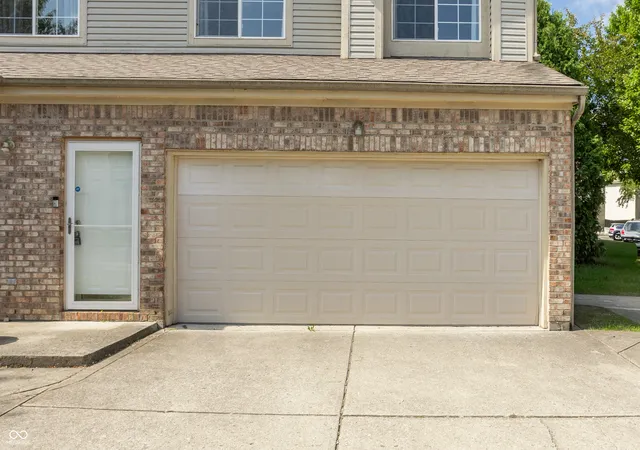 Sale Pending at 9977 Worthington Blvd, Fishers, IN 46038 | MLS# 22110013 | Listing updated on 2026-08-19