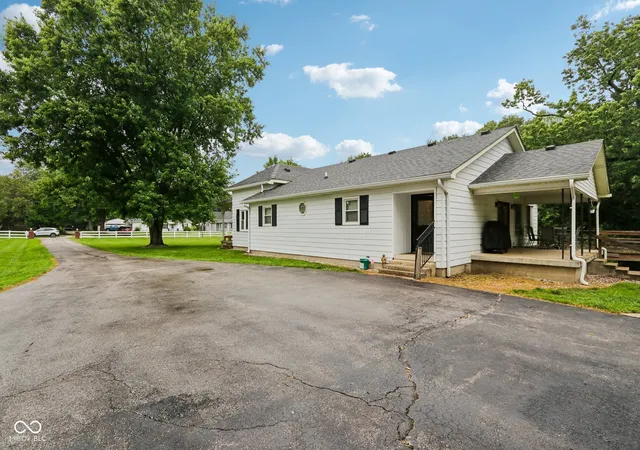Homes for sale in Thorntown, IN | 528 N Pearl St, Thorntown, IN 46071 | MLS# 22110028