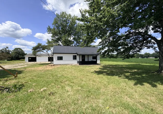 Photo 3 of Single family home for sale at 4204 S Kingman Rd, Kingman, IN 47952 | MLS# 22110039 | Listing updated on 2026-09-26