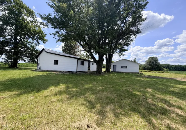 Photo 3 of Single family home for sale at 4204 S Kingman Rd, Kingman, IN 47952 | MLS# 22110039 | Listing updated on 2026-09-26