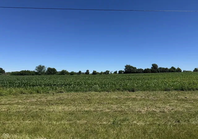 1st image of 0 E Us Hwy 136, Veedersburg, IN 47987 | MLS# 22110057