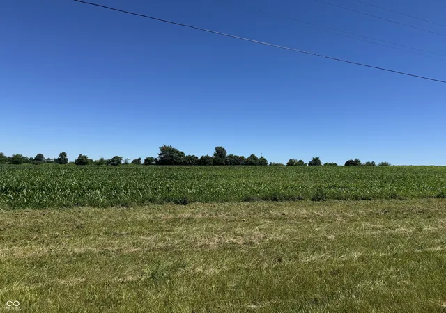 2nd image of 0 E Us Hwy 136, Veedersburg, IN 47987 | MLS# 22110057