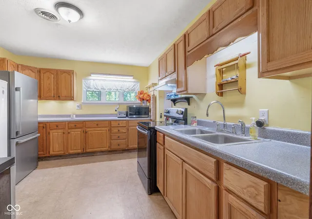 3rd image of 5012 N Templin Rd, Martinsville, IN 46151 | MLS# 22110070