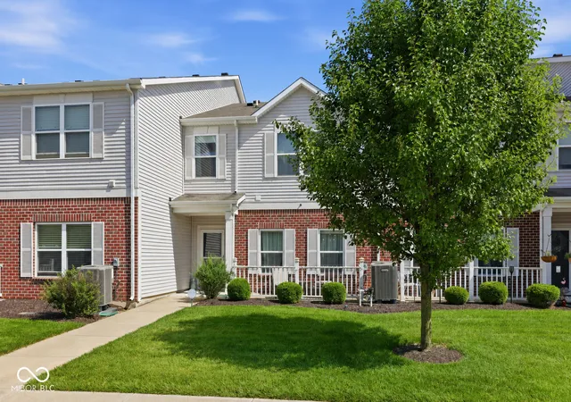 Homes for sale in Fishers, IN | 12075 Scoria Dr #900, Fishers, IN 46038 | MLS# 22110080