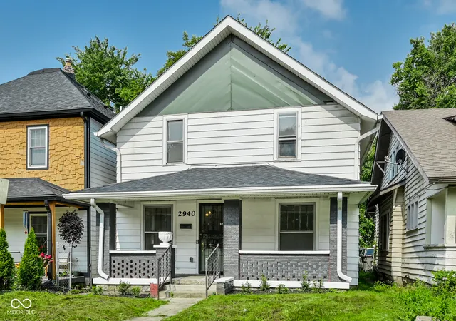 Photo 2 of Single family home for sale at 2940 Highland Pl, Indianapolis, IN 46208 | MLS# 22110101 | Listing updated on 2026-08-26