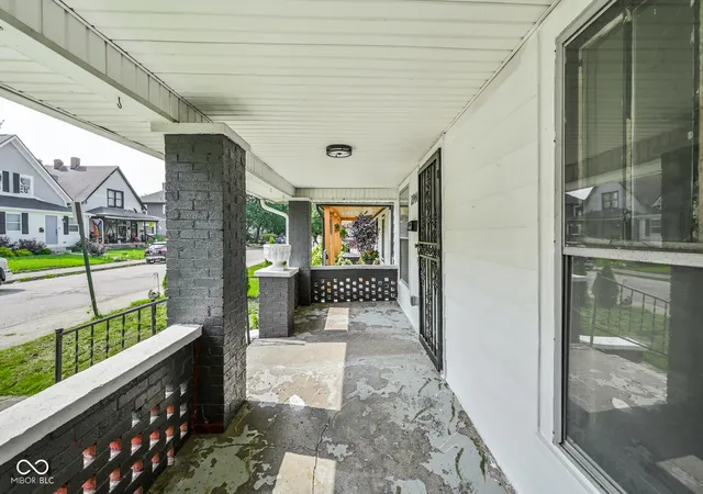 Photo 2 of Single family home for sale at 2940 Highland Pl, Indianapolis, IN 46208 | MLS# 22110101 | Listing updated on 2026-08-26