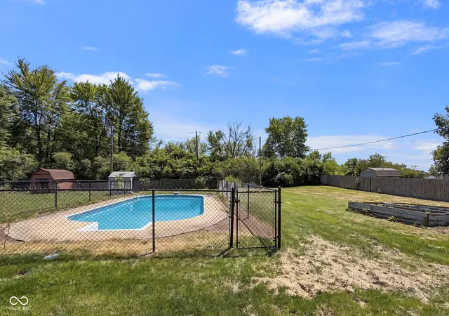 Photo 4 of Sale Pending at 2883 S Wollenweber Rd, New Palestine, IN 46163 | MLS# 22110118 | Listing updated on 2026-10-14