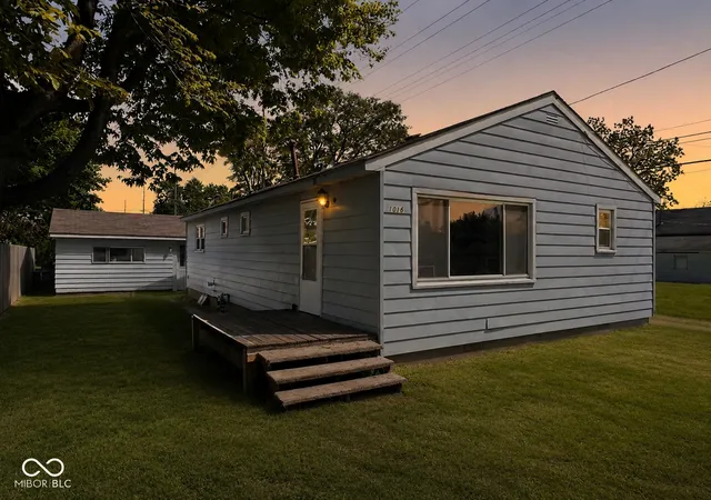 1st image of 1016 E 29th St, Anderson, IN 46016 | MLS# 22110144