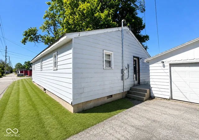 3rd image of 1016 E 29Th St, Anderson, IN 46016 | MLS# 22110144