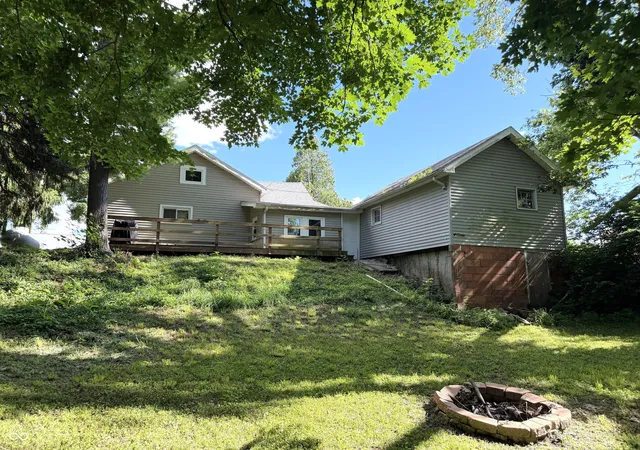 5th image of 114 E Green St, Waveland, IN 47989 | MLS# 22110167