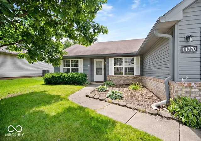 4th image of 11770 Sand Creek Blvd, Fishers, IN 46037 | MLS# 22110177