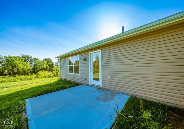 32nd image of 8504 N Seneca Dr, Muncie, IN 47303 | MLS# 22110192