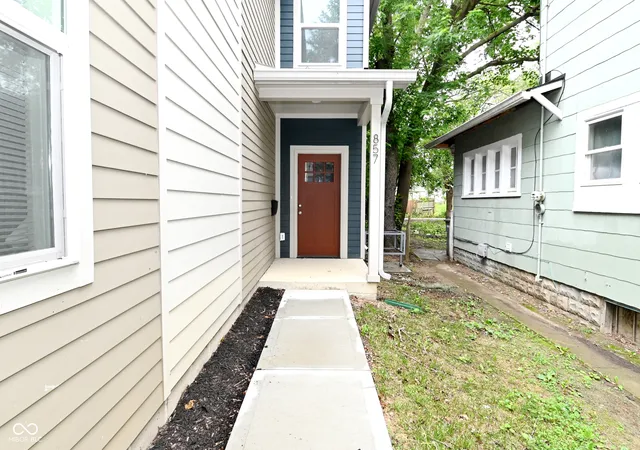2nd image of 857 N Oakland Ave, Indianapolis, IN 46201 | MLS# 22110196