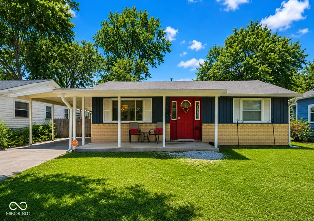 Photo 1 of Sale Pending at 4634 N Sadlier Dr, Indianapolis, IN 46226 | MLS# 22110247 | Listing updated on 2026-09-07