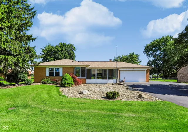 1st image of 10280 E County Road 100 Road S, Avon, IN 46123 | MLS# 22110255